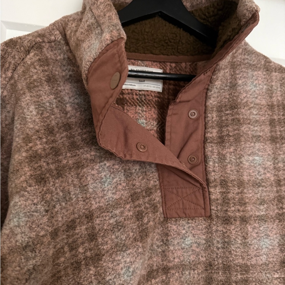 Women’s Brown Plaid fleece sweater